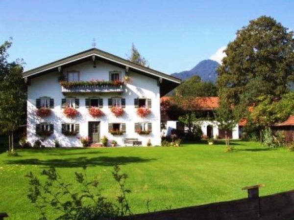 Hopezi.de: Gaestehaus-Holzgroß,83661,Lenggries